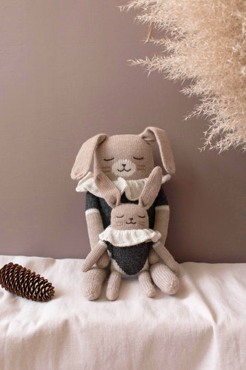 Main Sauvage - Grote knuffel Bunny bodysuit - Black